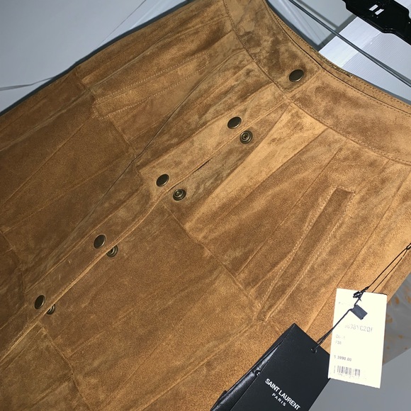 Snap-Front Calfskin Suede Midi Skirt in Dune - Picture 2 of 5